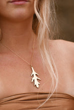Load image into Gallery viewer, Mama Mugwort Necklace / brass