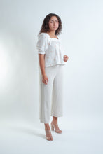 Load image into Gallery viewer, Daisy Fleur Puff Blouse - SIZE L LEFT LAST ONE