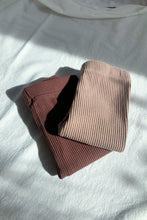 Load image into Gallery viewer, Ribbed Legging / fig
