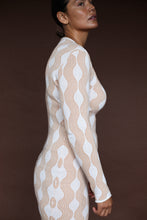 Load image into Gallery viewer, Tan Wave Knitted Cotton Dress