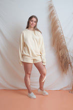 Load image into Gallery viewer, Signature Jumper / cream