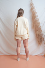 Load image into Gallery viewer, Signature Jumper / cream